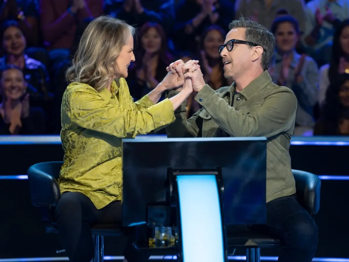 Helen Hunt & Dan Bucatinsky’s Emotional $125K Millionaire Moment: A Feel-Good Triumph